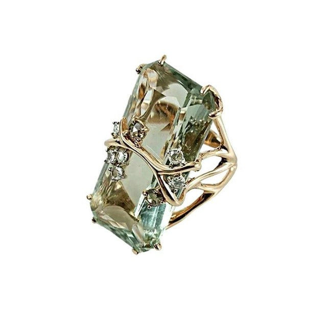 Retro Rectangular Green Crystal Zircon Ring Female Vintage Rhinestone Gold Color Engagement Ring Women's Fashion Jewelry