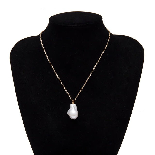 Gothic Baroque Pearl Pendant Choker Necklace for Women Wedding Punk Big Bead Lariat Gold Color Long Chain Necklace Jewelry