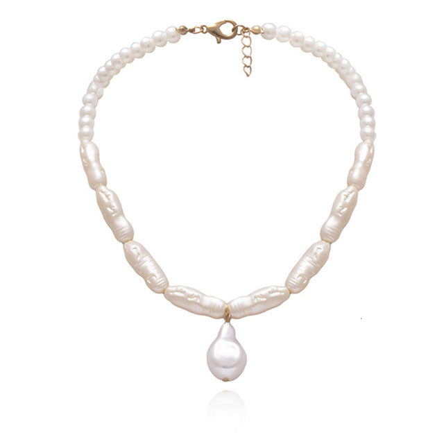 Gothic Baroque Pearl Pendant Choker Necklace for Women Wedding Punk Big Bead Lariat Gold Color Long Chain Necklace Jewelry