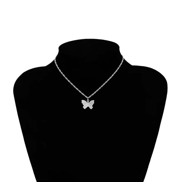 Vintage Metallic Gold Chain Butterfly Pendant Necklace Butterfly Pendant Women Ladies Necklace Jewelry for Valentine's Day Gifts
