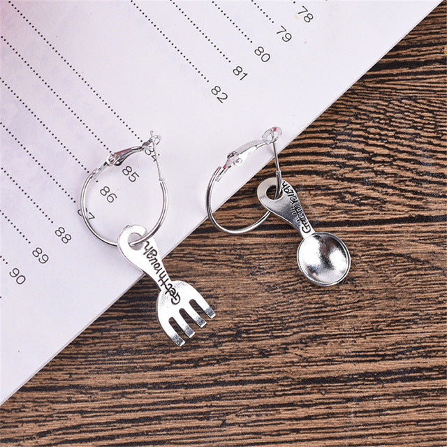 Punk Cheap Sliver Handcuffs Blade Gun Drop Earrings Creativity Jewelry Accessories Women Simple Fashion Cool Wholesale Pistols
