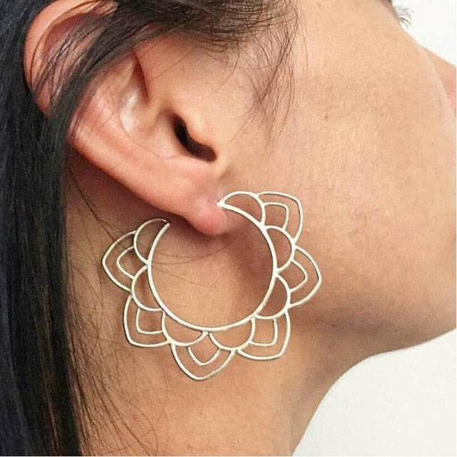 2020 New Fashion Round Dangle Drop Korean Earrings For Women Geometric Round Heart Gold Earring Wedding Jewelry 8g