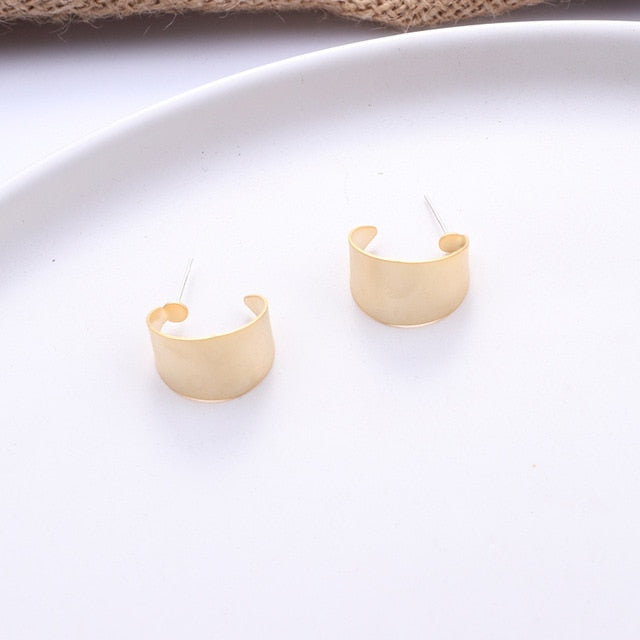 Fashion Korean Metal Gold Color Stud Earring Simple Geometric Camber Circle Knot Face Matte Irregular Ellipse Women Girl Jewelry
