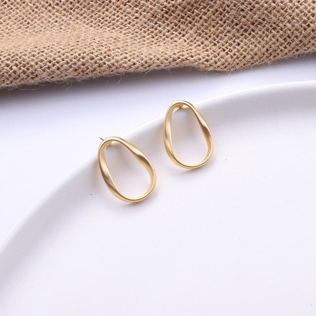 Fashion Korean Metal Gold Color Stud Earring Simple Geometric Camber Circle Knot Face Matte Irregular Ellipse Women Girl Jewelry