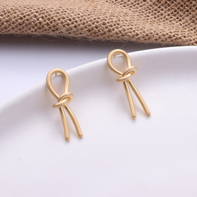 Fashion Korean Metal Gold Color Stud Earring Simple Geometric Camber Circle Knot Face Matte Irregular Ellipse Women Girl Jewelry