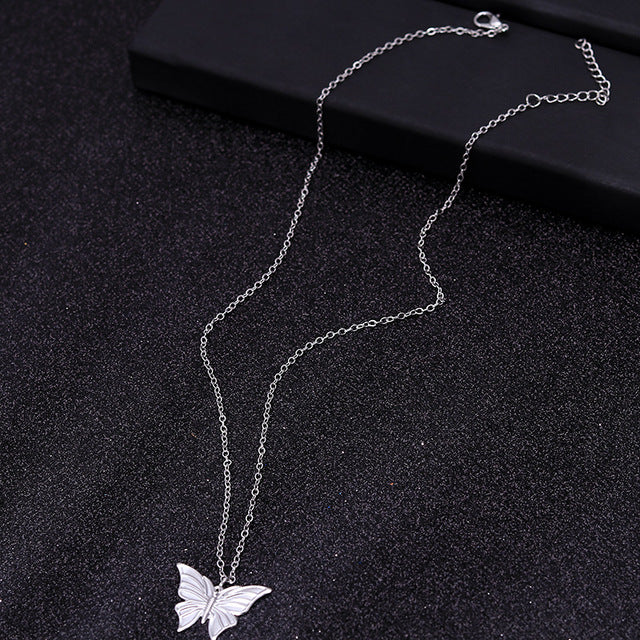 Small Animal Butterfly Stars Chain Necklaces for Women Hot Sale Gold Silver Color Clavicle Chain Necklaces Jewelry Accessories