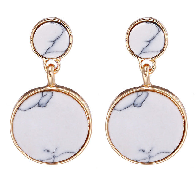 2019 New Women's Earrings Color Metal Simple Charm Hollow Geometric Pendant Earrings Suitable For Winter Jewelry Lover Gift