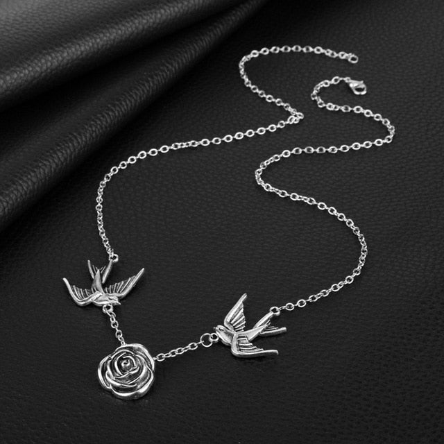 MQCHUN 3D Rose Necklace flower Custom Charm Necklace Final Rose Beauty and the Beast Jewelry Women Girls Party Gift dropshipping