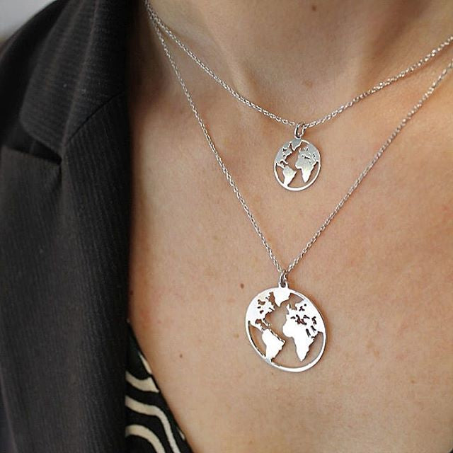 World Map Necklace Globetrotter Gold Map Pendant World Choker Map Crescent Moon Necklaces&Pendants Dainty Pendants For Women