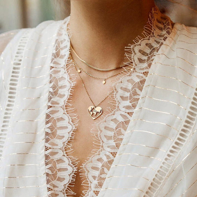 World Map Necklace Globetrotter Gold Map Pendant World Choker Map Crescent Moon Necklaces&Pendants Dainty Pendants For Women