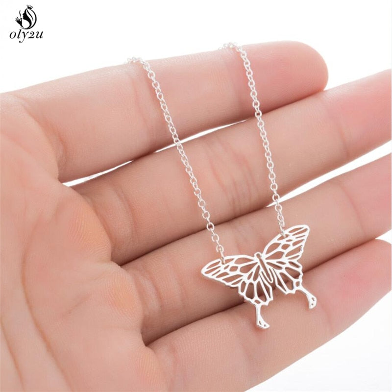 Oly2u Butterfly Necklace Geometric Butterfly Pendant necklace Necklace Chain Origami Butterfly statement necklace bijoux femme