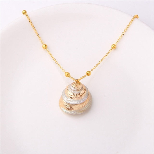 Boho Conch Shell Necklace Sea Beach Shell Chain Pendant Necklace For Women Collier Femme Shell Cowrie Summer Jewelry Bohemian